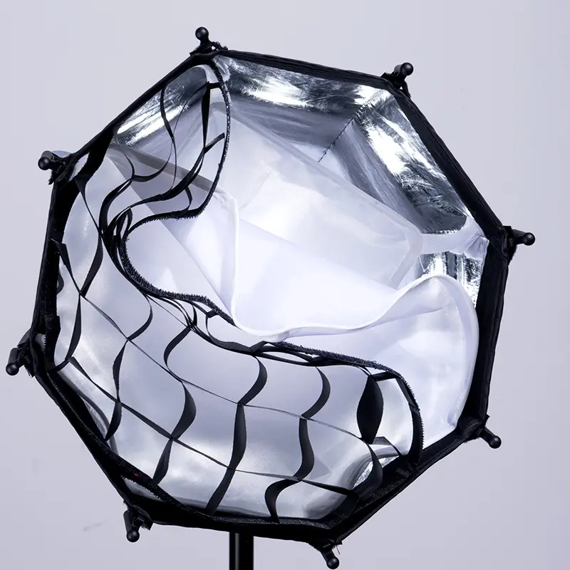Софтбокс Ulanzi AS-D30 Octagonal Softbox, 30cm, Mini Bowens Mount and Grid (UV-L083GBB1 AS-D30)