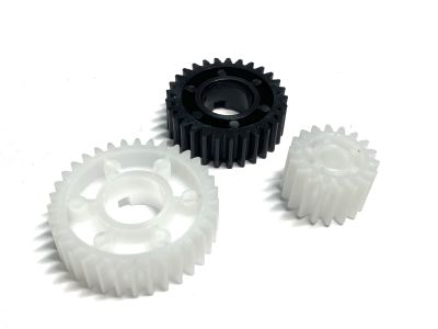 Шестерні (комплект 3 шт) = 612-11300  GEAR: M0.8X34X8.5 + 612-11200  GEAR; M0.8x29x8.5 + 612-11101 GEAR; M0.8X18X11