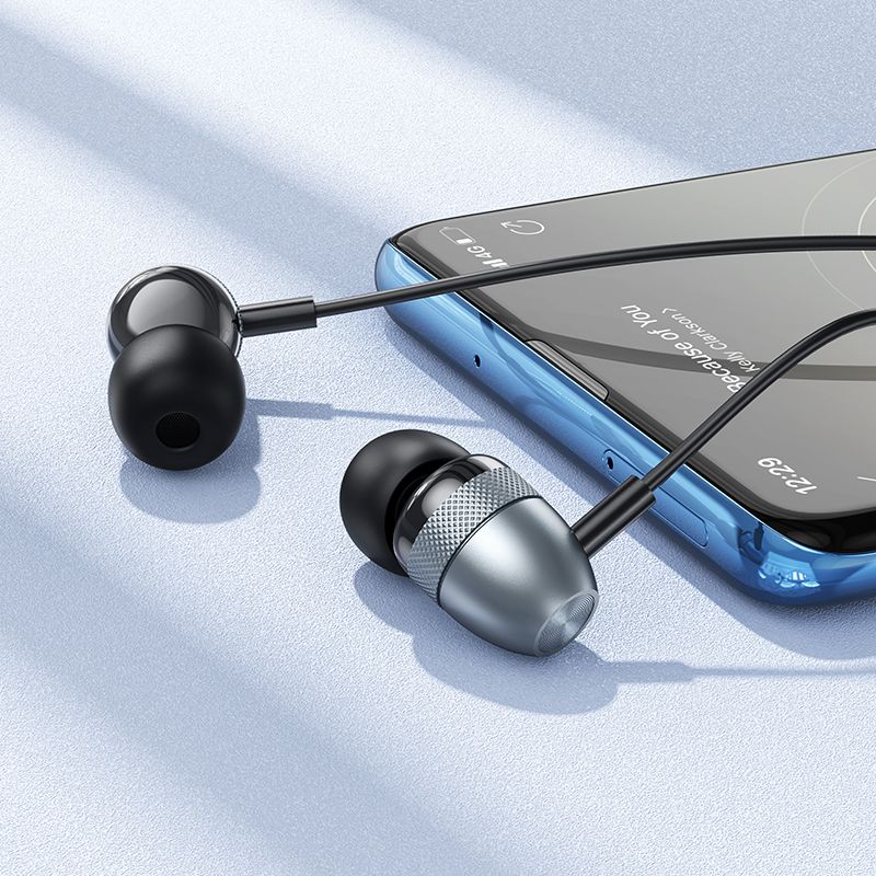 Навушники BOROFONE BM95 Excepcional universal earphones with microphone Black