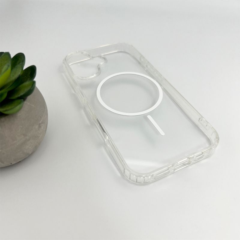 Чохол Cosmic Acrylic Thin Magnetic for Apple iPhone 16 White