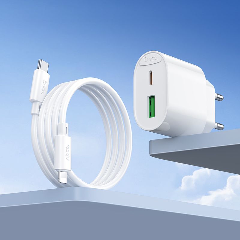 Мережевий зарядний пристрій HOCO C109A(PD20W+QC3.0) Fighter PD20W+QC3.0 charger set(C to iP) White