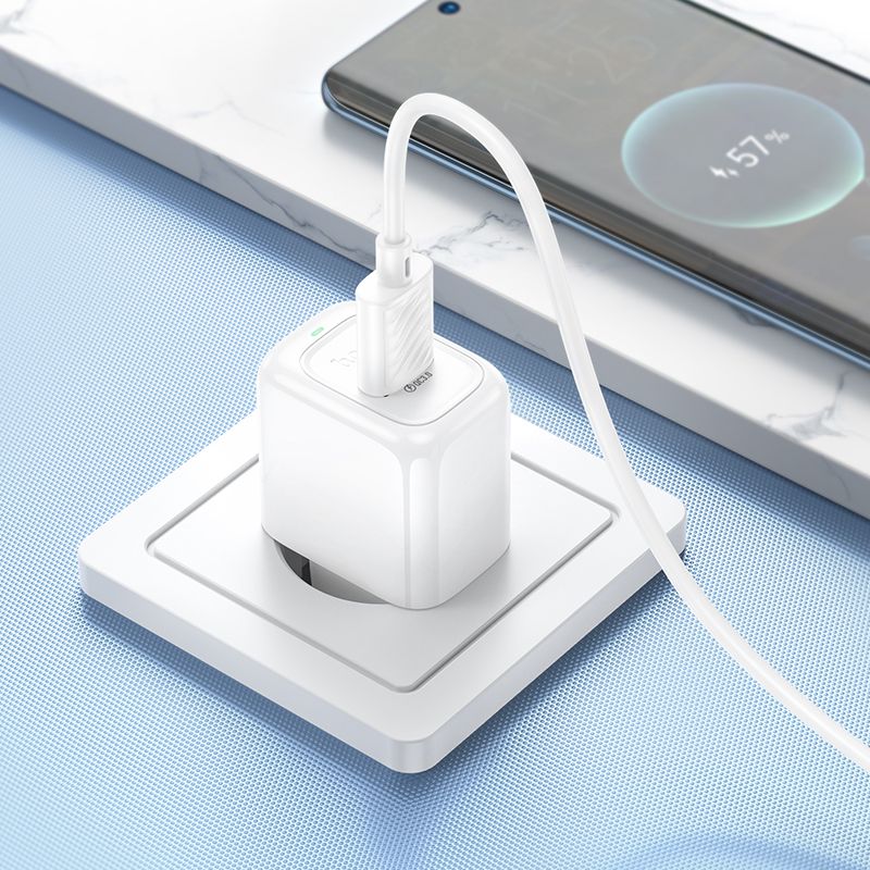 Мережевий зарядний пристрій з кабелем HOCO CS52A Surplus single-port QC3.0 charger set(Type-C) White