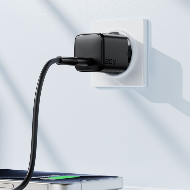 Мережевий зарядний пристрій ACEFAST A117 PD20W mini GaN USB-C fast charger Black