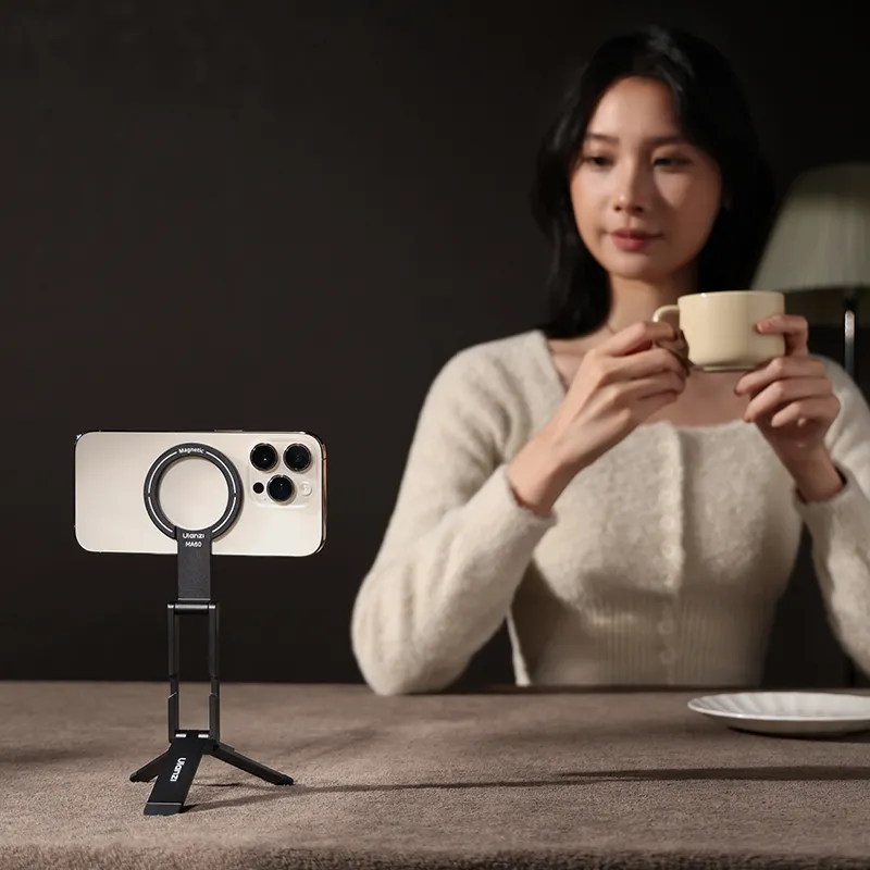 Тримач телефона Ulanzi MA60 Foldable Magnetic Phone Tripod (Red)