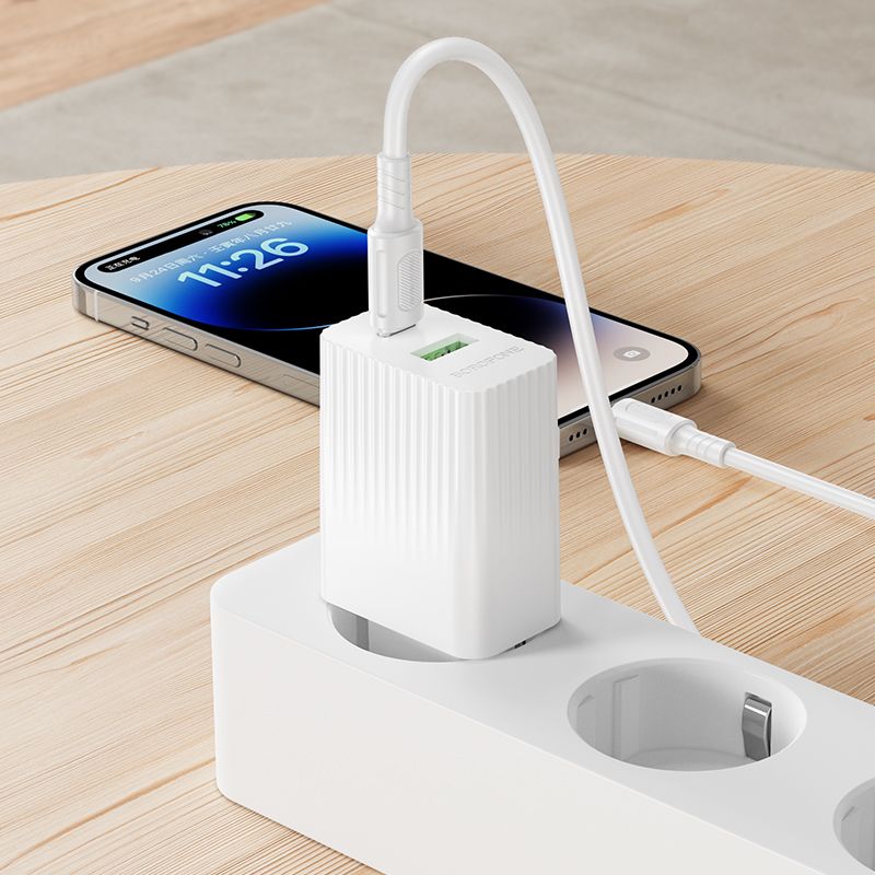 Мережевий зарядний пристрій BOROFONE BAS76A Source PD30W+QC3.0 charger set(C to iP) White