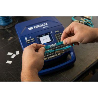 Принтер етикеток Brady M710 CYRILLIC, Wifi, Bluetooth, базове ПЗ (317817)